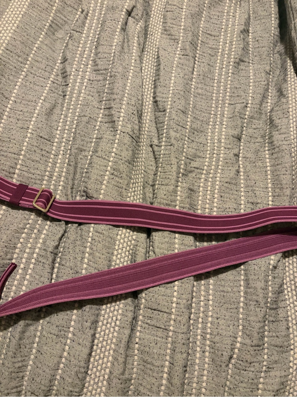 Rothy’s  Crossbody Bag in Berry with Stripe Detail - Picture 5 of 5